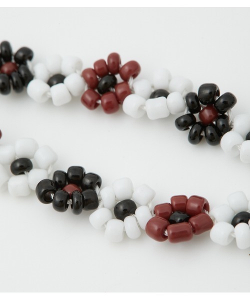 crie conforto（クリーコンフォルト）の「フラワービーズマスクチェーン（マスク・レディース・ブラック系その他/ブルー系その他/グリーン系その他・FREE）」の11枚目の写真