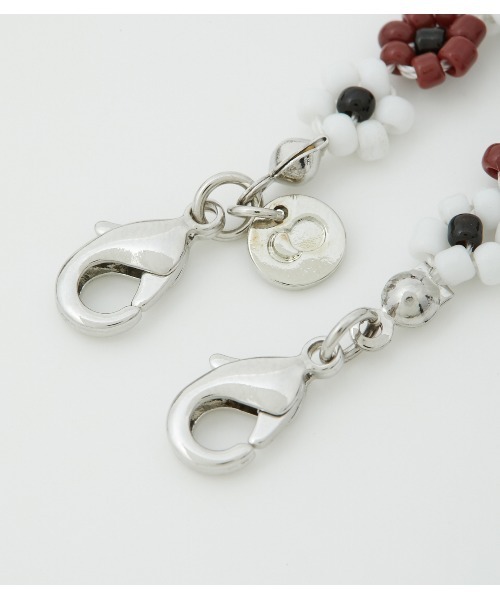 crie conforto（クリーコンフォルト）の「フラワービーズマスクチェーン（マスク・レディース・ブラック系その他/ブルー系その他/グリーン系その他・FREE）」の5枚目の写真