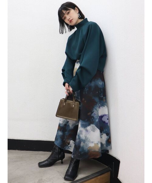 MURUA（ムルーア）の「モードタックボンディングトップス（Tシャツ/カットソー・レディース・アイボリー/ブラック/グリーン/モカ・FREE）」の13枚目の写真