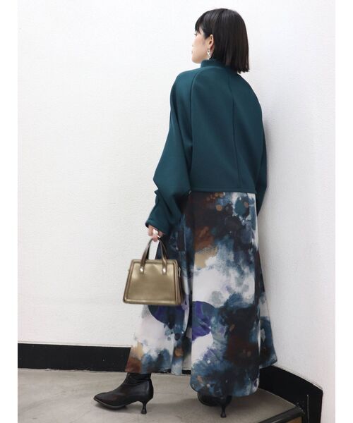 MURUA（ムルーア）の「モードタックボンディングトップス（Tシャツ/カットソー・レディース・アイボリー/ブラック/グリーン/モカ・FREE）」の14枚目の写真