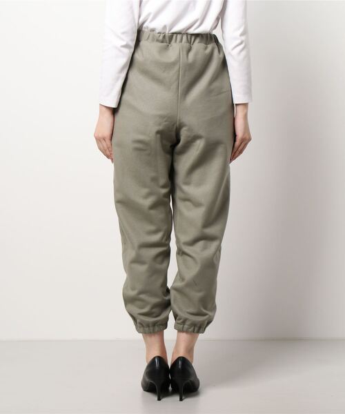 yuni(ユニ )の「スーパー100ウールル天hem gommeパンツ(その他パンツ・レディース・カーキ/ベージュ/ブラック・FREE)」の4枚目の写真