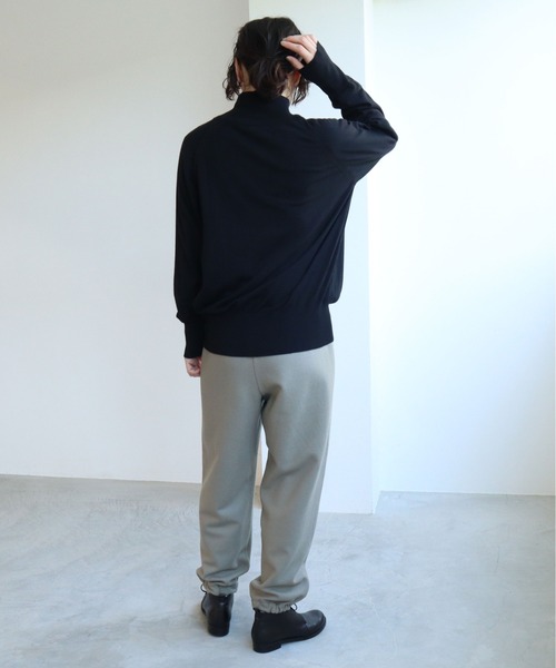 yuni(ユニ )の「スーパー100ウールル天hem gommeパンツ(その他パンツ・レディース・カーキ/ベージュ/ブラック・FREE)」の9枚目の写真