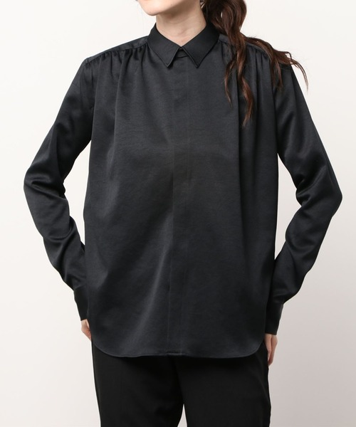 G.V.G.V.（ジーヴィージーヴィー）の「SATIN SHOUDER PADDED BLOUSE 