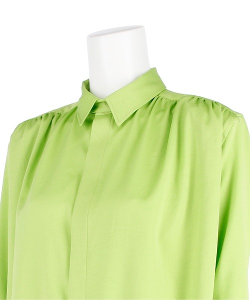 G.V.G.V.（ジーヴィージーヴィー）の「SATIN SHOUDER PADDED BLOUSE 
