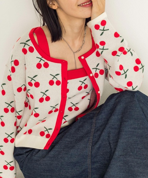 w closet（ダブルクローゼット）の「12Gチェリー柄ビスチェ（ニット/セーター・レディース・ホワイト/ブラック・FREE）」の11枚目の写真