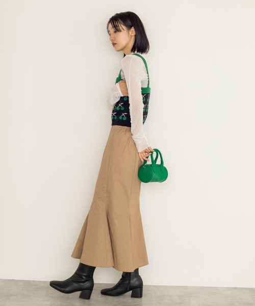 w closet（ダブルクローゼット）の「12Gチェリー柄ビスチェ（ニット/セーター・レディース・ホワイト/ブラック・FREE）」の17枚目の写真