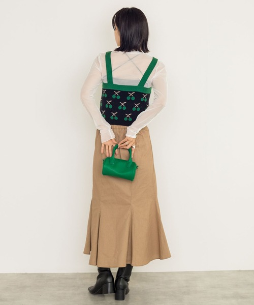 w closet（ダブルクローゼット）の「12Gチェリー柄ビスチェ（ニット/セーター・レディース・ホワイト/ブラック・FREE）」の20枚目の写真