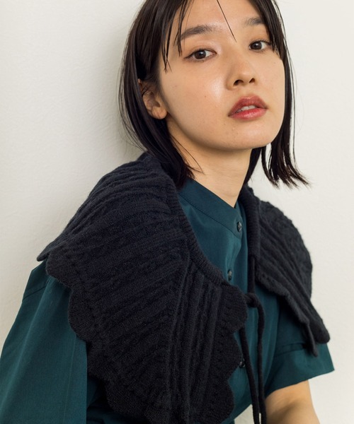 w closet（ダブルクローゼット）の「ニットスカラップ衿（付け襟・レディース・ブラック/アイボリー・FREE）」の6枚目の写真