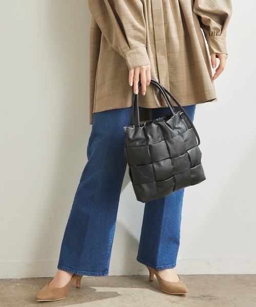 VIS(ビス)の「アクセントにぴったり。イントレチャート2WAYショルダー(ショルダーバッグ・レディース・ホワイト/ブラック/シルバー・FREE)」の8枚目の写真