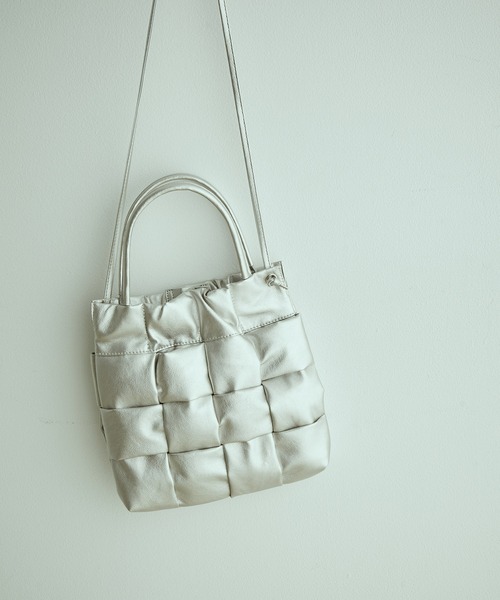 VIS(ビス)の「アクセントにぴったり。イントレチャート2WAYショルダー(ショルダーバッグ・レディース・ホワイト/ブラック/シルバー・FREE)」の21枚目の写真