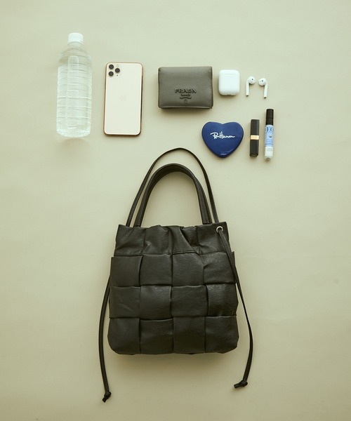 VIS(ビス)の「アクセントにぴったり。イントレチャート2WAYショルダー(ショルダーバッグ・レディース・ホワイト/ブラック/シルバー・FREE)」の18枚目の写真