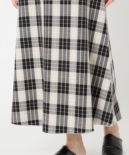 Simplicite（サンプリシテ）の「《追加》リバーシブルチェック スカート◆（スカート・レディース・ベージュ/ブルー/ブラック・FREE）」の7枚目の写真