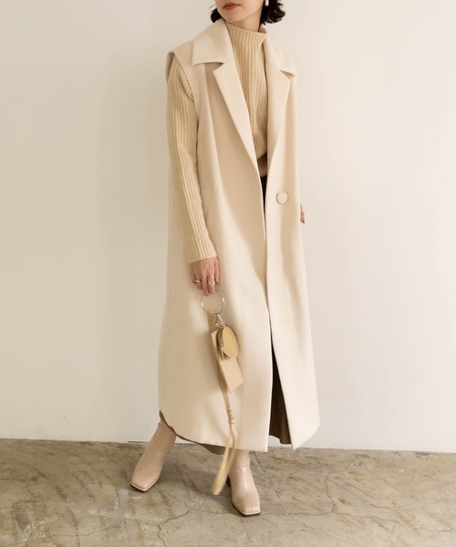 RANDA（ランダ）の「ウールライクノースリーブロングコート（その他アウター・レディース・グレイッシュベージュ/クリーム/グリーン・0/1）」の2枚目の写真