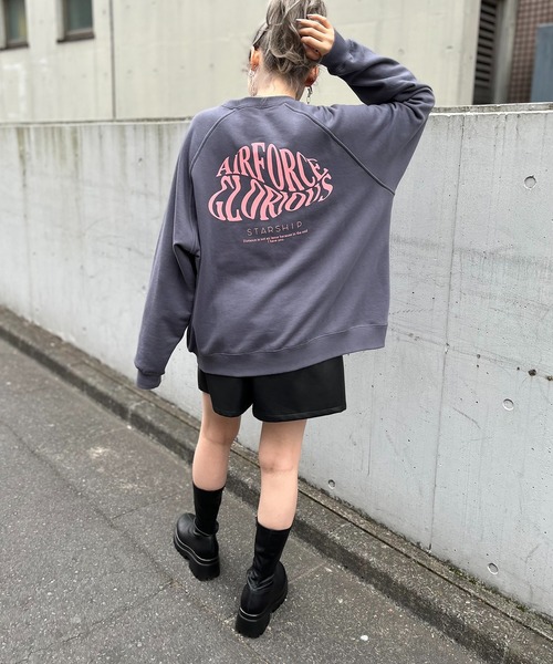 RASVOA（ラスボア）の「つるつるプリントトレーナー／スウェット