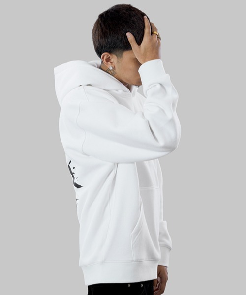 A FEW GOOD KIDS(ア フュー グッド キッズ)の「A'GEM/9 × .kom『A FEW GOOD KIDS/ア フュー グッド キッズ』3D LOGO HOODIE/裏起毛 3Dロゴ プルオーバーパーカー(パーカー・メンズ・ホワイト/ブラック/ブルー・XL)」の12枚目の写真