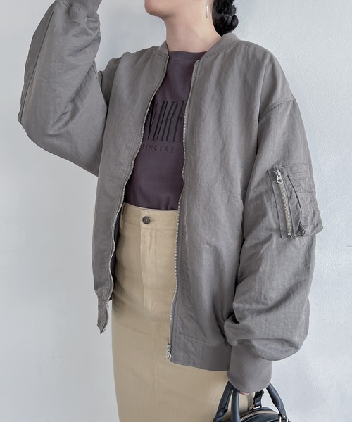 A part by（アパートバイ）の「MA-1　264996（MA-1・レディース・ブラック/カーキ/ベージュ系その他/ライトベージュ/チャコールグレー・FREE）」の7枚目の写真