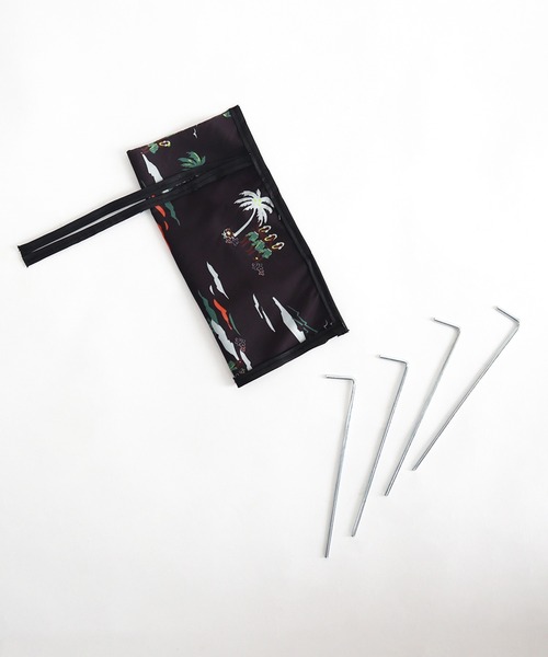 KiU（キウ）の「ポップアップサンシェードM（アウトドアグッズ・メンズ・カラフル/ホワイト×ブルー/マルチ/カモフラージュ/ホワイト系その他/ブラック系その他/ブラック/ベージュ・FREE）」の21枚目の写真