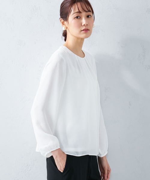A/C DESIGN BY ALPHA CUBIC(エーシーデザインバイアルファキュービック)の「フロントタックシフォンTブラウス(Tシャツ/カットソー・レディース・ラベンダー/ライトグレー/オフホワイト・L/M)」の2枚目の写真