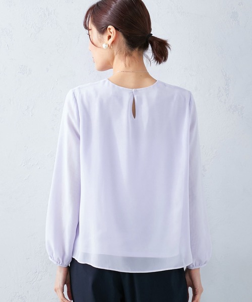 A/C DESIGN BY ALPHA CUBIC(エーシーデザインバイアルファキュービック)の「フロントタックシフォンTブラウス(Tシャツ/カットソー・レディース・ラベンダー/ライトグレー/オフホワイト・L/M)」の9枚目の写真