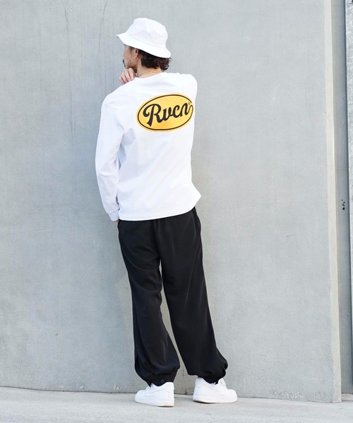 RVCA（ルーカ）の「RVCA メンズ  MUD FLAPP LT ロングスリーブＴシャツ【2022年春夏モデル】/ルーカバックプリント長袖ロンT（Tシャツ/カットソー・メンズ・ホワイト/ブラック/オリーブ/レッド系その他・SMALL/MEDIUM/LARGE）」の15枚目の写真