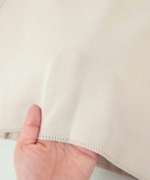 titivate（ティティベイト）の「深Vﾈｯｸﾃﾞｻﾞｲﾝﾆｯﾄﾍﾞｽﾄ（ベスト・レディース・キャメル/ブラック/ライトベージュ・M/L/S）」の10枚目の写真