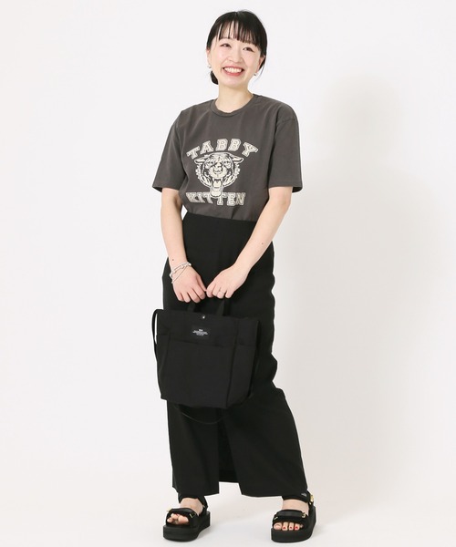 MIXTA（ミクスタ）の「《別注》【MIXTA/ミクスタ】  TABBY KITTEN S/S T-SHIRTS：Tシャツ（Tシャツ/カットソー・レディース・ブラック/ベージュ/ナチュラル・M）」の6枚目の写真