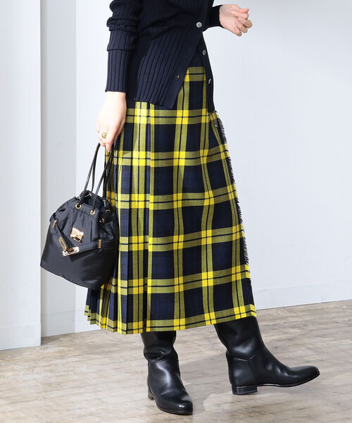 O'NEIL of DUBLIN（オニールオブダブリン）の「O’NEIL OF DUBLIN / INISHBIGGLE ISLAND ロング キルトスカート（スカート・レディース・イエロー・8/10/12）」の4枚目の写真