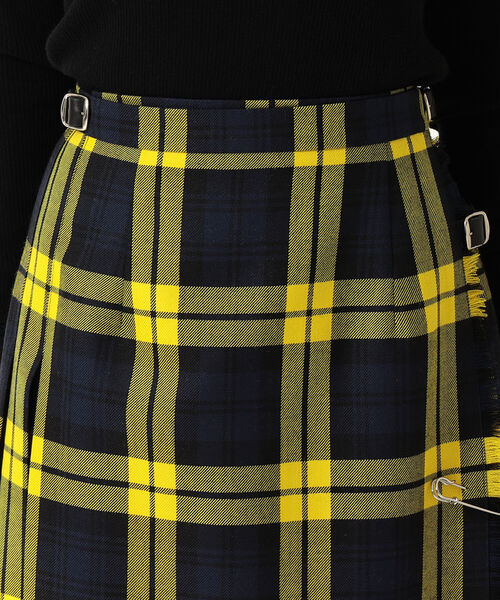 O'NEIL of DUBLIN（オニールオブダブリン）の「O’NEIL OF DUBLIN / INISHBIGGLE ISLAND ロング キルトスカート（スカート・レディース・イエロー・8/10/12）」の14枚目の写真