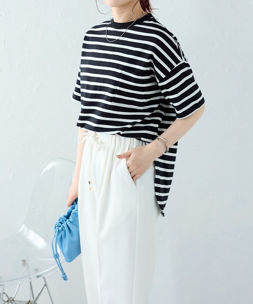 Fizz(フィズ)の「【Fizz/フィズ】 サイドスリット ポケット付きコットンTシャツ(Tシャツ/カットソー・レディース・グレイッシュベージュ/アイボリー/ブラック/ブルー/ホワイト×ネイビー/ブラック×ホワイト・M)」の8枚目の写真