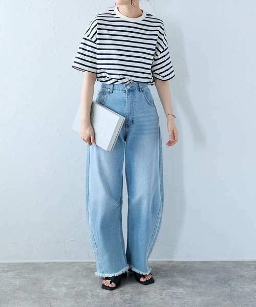 Fizz(フィズ)の「【Fizz/フィズ】 サイドスリット ポケット付きコットンTシャツ(Tシャツ/カットソー・レディース・グレイッシュベージュ/アイボリー/ブラック/ブルー/ホワイト×ネイビー/ブラック×ホワイト・M)」の17枚目の写真