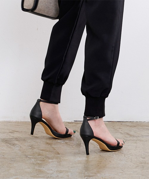 UR'S（ユアーズ）の「ｱﾝｸﾙｽﾄﾗｯﾌﾟﾋｰﾙｻﾝﾀﾞﾙ（サンダル・レディース・ブラック/ベージュ/ブルー/グリーン/ネイビー・LL/S/M/L）」の7枚目の写真