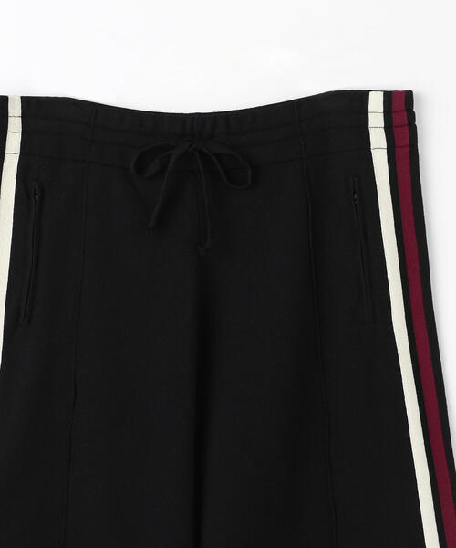 ISABEL MARANT(イザベルマラン)の「ISABEL MARANT DYLAN サイドライン ショートパンツ(その他パンツ・メンズ・ブラック系その他・L/M)」の4枚目の写真