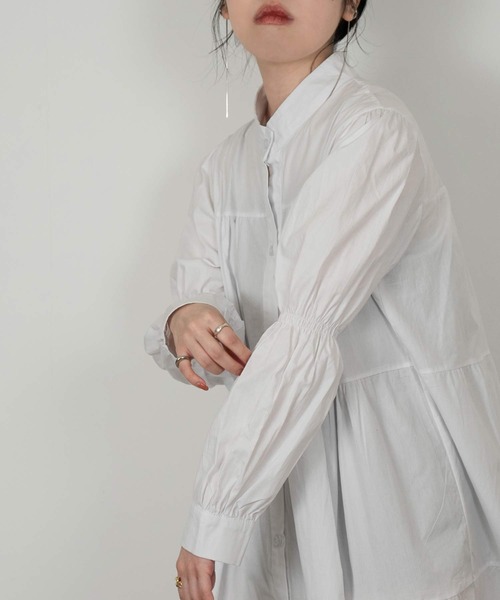 lawgy(ラウジー)の「tiered long shirt op(ワンピース・レディース・ホワイト/ブラック・FREE)」の5枚目の写真