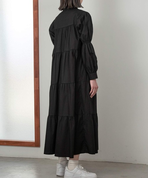 lawgy(ラウジー)の「tiered long shirt op(ワンピース・レディース・ホワイト/ブラック・FREE)」の11枚目の写真