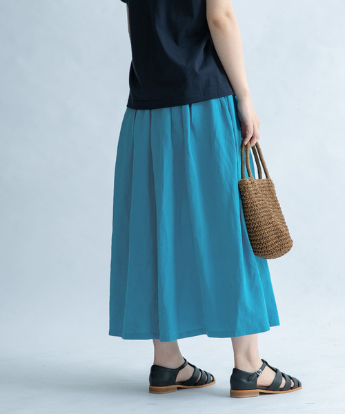 FORK&SPOON（フォークアンドスプーン）の「FORK&SPOON　タックミディスカート（スカート・レディース・ブラック/ナチュラル/ブルー系その他・1/2）」の18枚目の写真