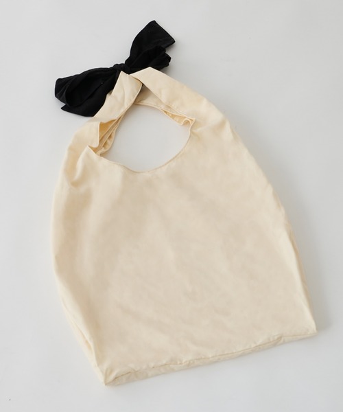 one after another NICE CLAUP（ワンアフターアナザーナイスクラップ）の「ビッグリボントートバッグ（トートバッグ・レディース・アイボリー/ブラック・FREE）」の22枚目の写真