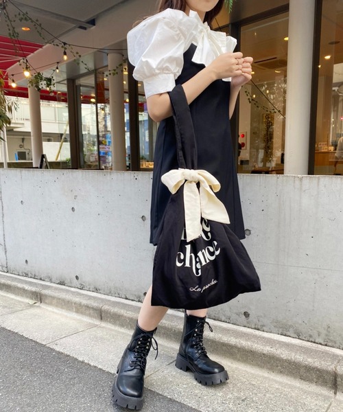 one after another NICE CLAUP（ワンアフターアナザーナイスクラップ）の「ビッグリボントートバッグ（トートバッグ・レディース・アイボリー/ブラック・FREE）」の15枚目の写真
