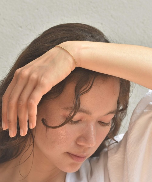 LHME（エルエイチエムイー）の「【WEB限定】”Gleam”ベネチアンチェーンブレスレット/サージカルステンレス（金属アレルギー対応）【LHME / エルエイチエムイー】（ブレスレット・レディース・ゴールド/シルバー・ONE SIZE）」の8枚目の写真