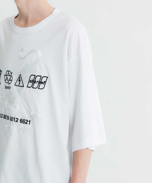 SHAREEF（シャリーフ）の「STUDIOUS別注 EMBROIDERY BIG TEE（Tシャツ/カットソー・メンズ・ホワイト/ブラック・2/1）」の9枚目の写真