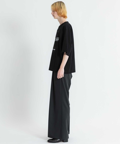 SHAREEF（シャリーフ）の「STUDIOUS別注 EMBROIDERY BIG TEE（Tシャツ/カットソー・メンズ・ホワイト/ブラック・2/1）」の15枚目の写真