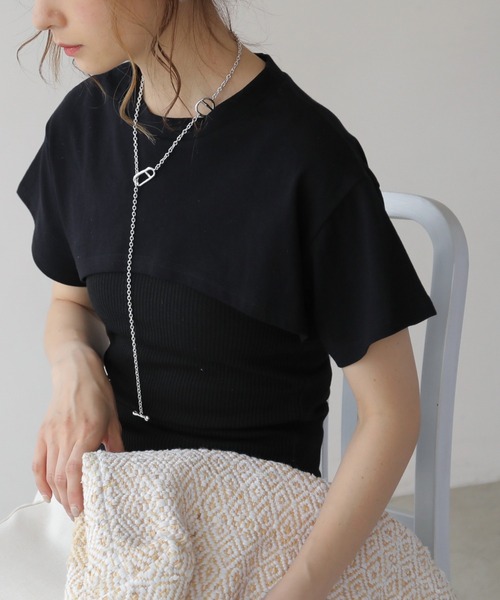 frames RAY CASSIN（フレームスレイカズン）の「WEB限定 クロップドトップス＋キャミセット（Tシャツ/カットソー・レディース・ブラック/オフホワイト・FREE）」の6枚目の写真