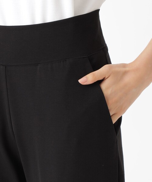 TO BE CHIC（トゥー ビー シック）の「シャインポンチサイドティアード レギンス（レギンス/スパッツ・レディース・ブラック・FREE）」の5枚目の写真