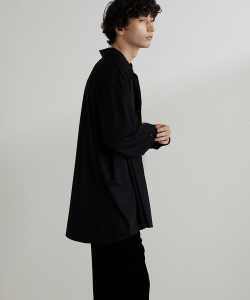 Lui's（ルイス）の「バンブーレーヨンエアリーシャツ（シャツ/ブラウス・メンズ・ブラック/グレー/ホワイト・FREE）」の9枚目の写真