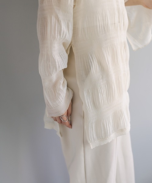 mystic（ミスティック）の「シアー楊柳プルオーバー（シャツ/ブラウス・レディース・イエロー/アイボリー/ブラック・FREE）」の6枚目の写真