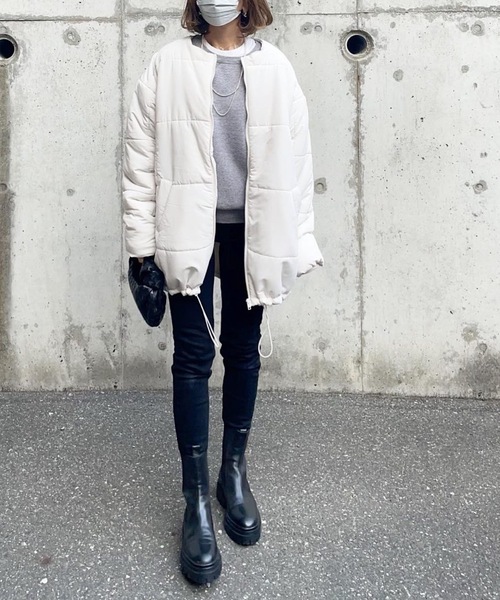 frames RAY CASSIN（フレームスレイカズン）の「WEB限定 マフラー付きノーカラーフェイクダウン（ダウンジャケット/コート・レディース・オフホワイト/ブラック・FREE）」の13枚目の写真