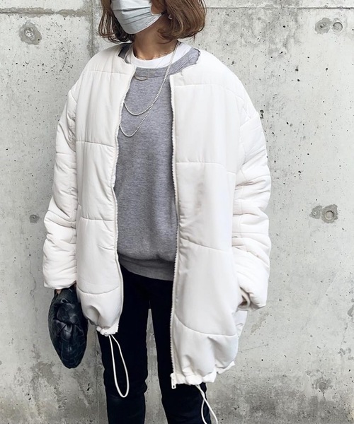 frames RAY CASSIN（フレームスレイカズン）の「WEB限定 マフラー付きノーカラーフェイクダウン（ダウンジャケット/コート・レディース・オフホワイト/ブラック・FREE）」の15枚目の写真