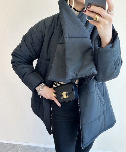 frames RAY CASSIN（フレームスレイカズン）の「WEB限定 マフラー付きノーカラーフェイクダウン（ダウンジャケット/コート・レディース・オフホワイト/ブラック・FREE）」の21枚目の写真