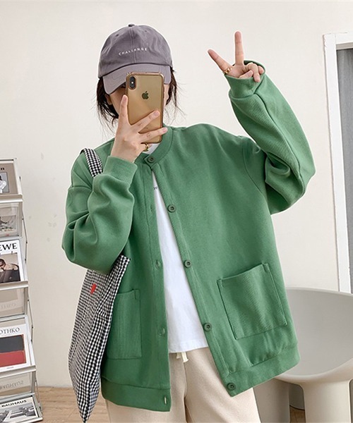Chaco closet(チャコ クローゼット)の「ビッグシルエットクルーネックカーディガン(カーディガン/ボレロ・レディース・ブラック/パープル/グリーン/グレー/ホワイト・FREE)」の4枚目の写真