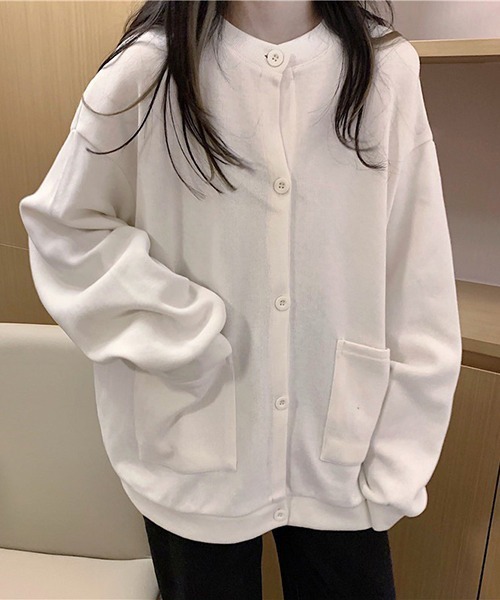 Chaco closet(チャコ クローゼット)の「ビッグシルエットクルーネックカーディガン(カーディガン/ボレロ・レディース・ブラック/パープル/グリーン/グレー/ホワイト・FREE)」の9枚目の写真