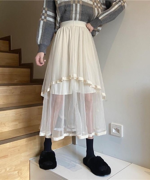 almo(アルモ)の「ベロアテープのイレヘムチュールスカート(BQ)(スカート・レディース・ブラック/アイボリー・MEDIUM)」の13枚目の写真
